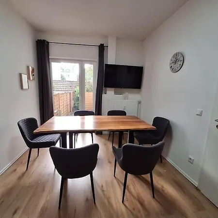 Apartment Gemuetliche Fuer 6 Gaeste - Wlan - Terrasse Bielefeld